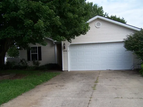 1004 Overboard Ct, Bowling Green, KY 42103