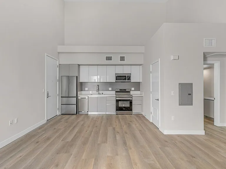825 Coronado-Building — Photo 35