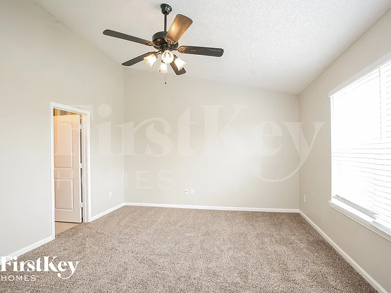 12509 Wolf Run Rd — Photo 7
