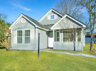 411 Hedge Way, Summerville, SC 29486