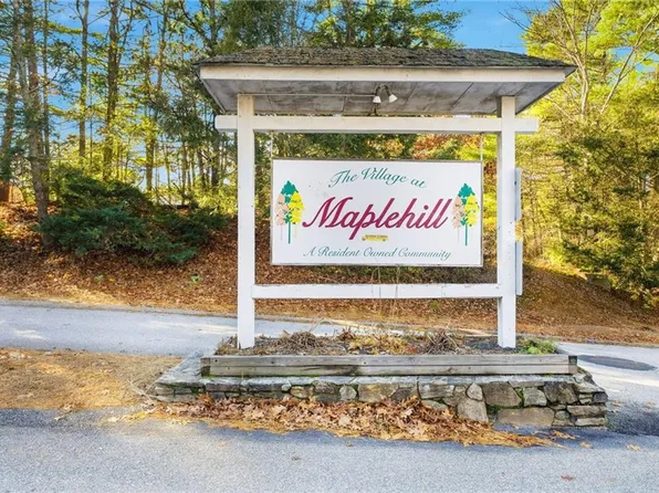 38 Oak Ter, Burrillville, RI 02839