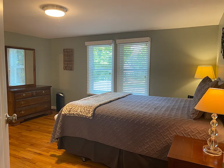 710 Pine St — Photo 23