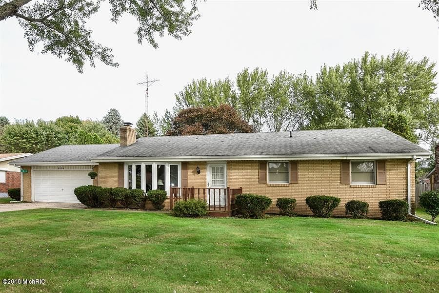 1st image of 2847 Robin Hood Dr