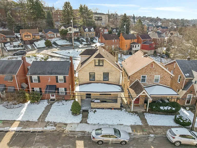 111 Kaplan Avenue — Photo 20