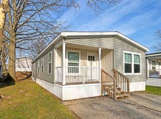 7055 Quarry Rd #254, Amherst, OH 44001