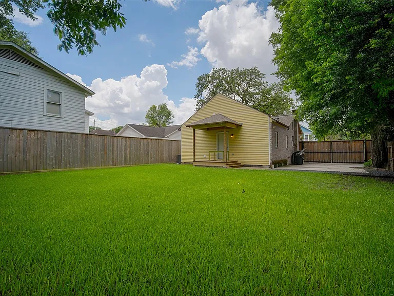 4814 Siegel St — Photo 23