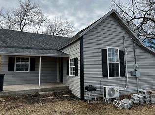 223 E Cleveland Ave, Walnut Grove, MO 65770