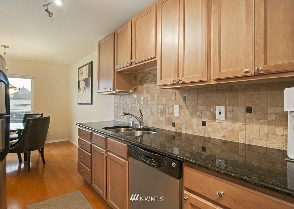 1st image of 5249 40th Ave NE APT 301