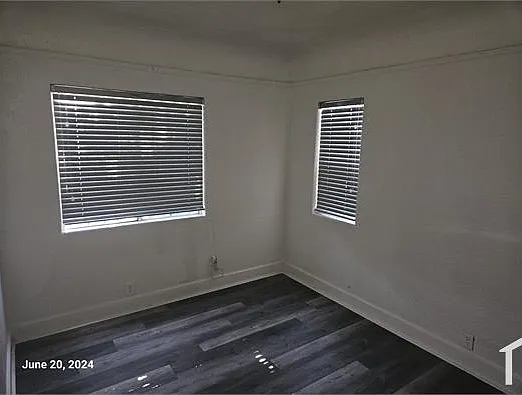 5902 8th Ave — Photo 8