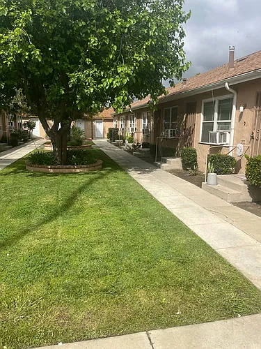 925 N Azusa Ave Photo 1