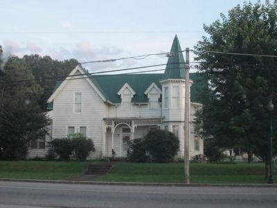 402 W Main St, Waverly, TN, 37185