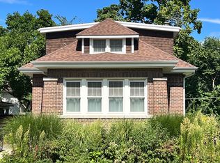 1723 Greenleaf St, Evanston, IL 60202