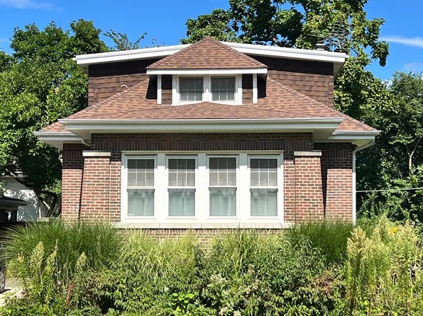 1723 Greenleaf St, Evanston, IL 60202