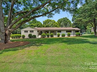 4209 Windwood Cir, Charlotte, NC 28226