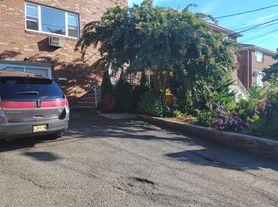 222 11th St