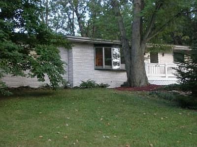 1st image of 140 Willow Run Dr