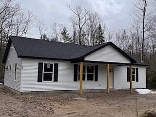 2nd image of 543 Naples Road