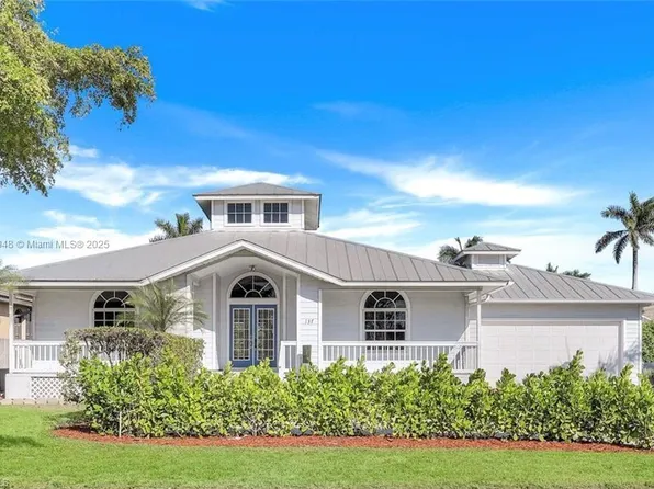 137 Bald Eagle Dr, Marco Island, FL 34145