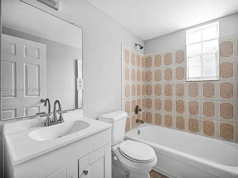 14180 NW 22nd Ave #4 — Photo 33