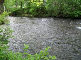 4572 Highlands Rd, Franklin, NC 28734