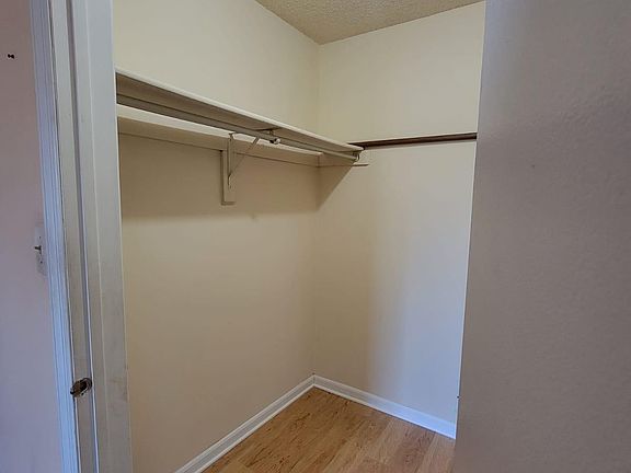 5th image of 3907 Graham Ct Unit D1