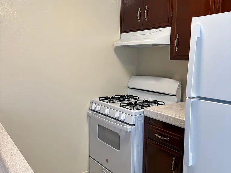 Desert Spa Apartments — Photo 18