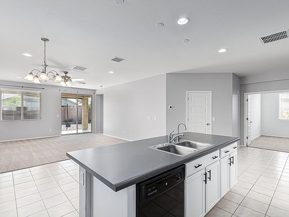 4th image of 4019 S 181st Dr