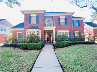4207 Caroline Ct, Sugar Land, TX 77479