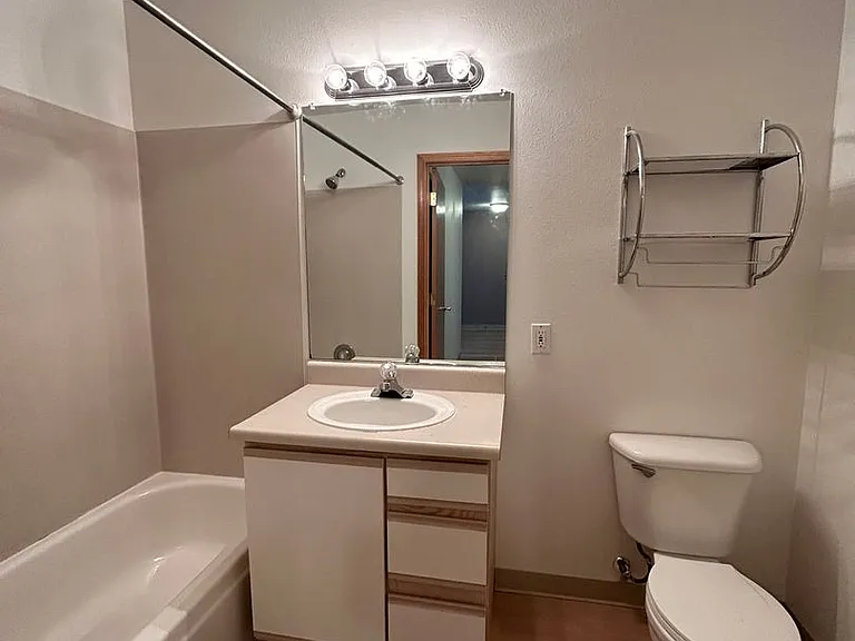 4234 Wintergreen Cir #187 — Photo 9