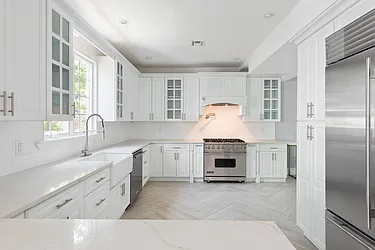 Sold by Nest Seekers International