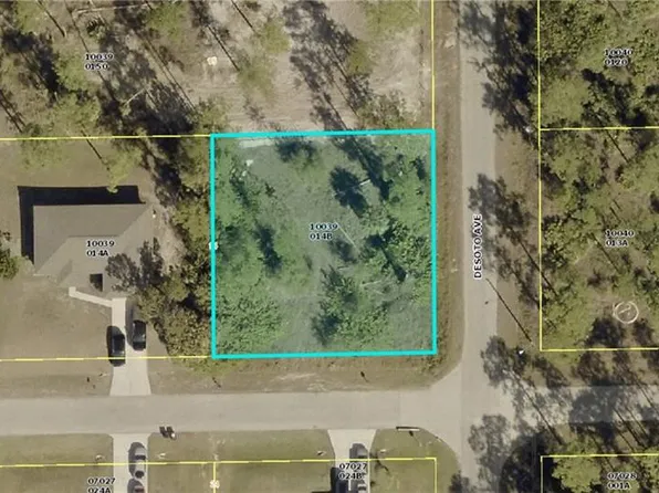 800 W 11th ST, LEHIGH ACRES, FL 33972