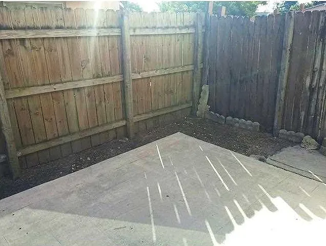 2430 SW 42nd Ave — Photo 11