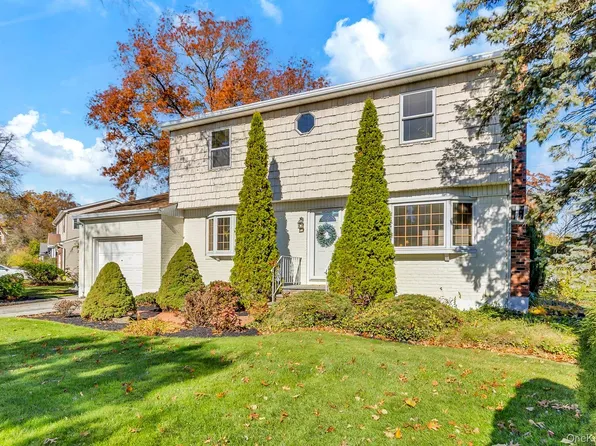 155 Fairview Road, Farmingdale, NY 11735