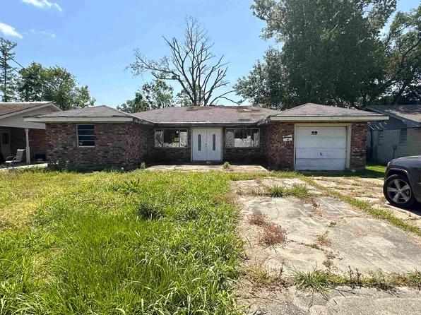 402 Harding Dr, Houma, LA 70364