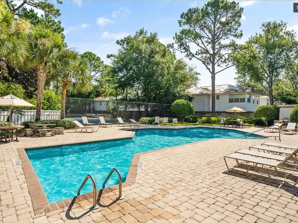 2502 Demere Rd APT 4, Saint Simons Island, GA 31522