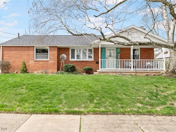 515 Foster Ave SE, North Canton, OH 44720