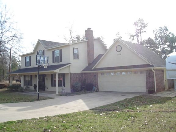 2nd image of 2008 Meadow Dr