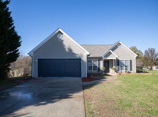611 Bowling Ln, Winder, GA 30680