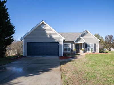 611 Bowling Ln, Winder, GA, 30680