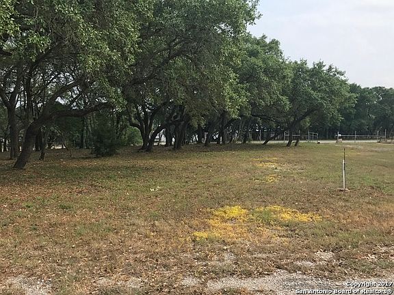 4th image of 454 County Road 386