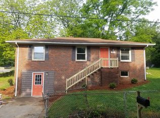 3904 Waddill St, Winston Salem, NC 27105