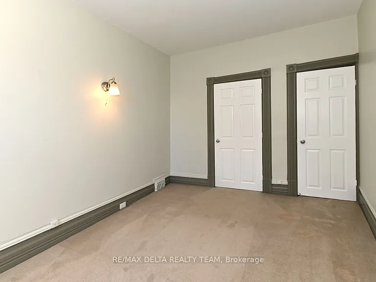 355 Bronson Ave — Photo 8