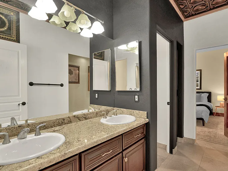 5640 E Miramonte Dr S — Photo 23