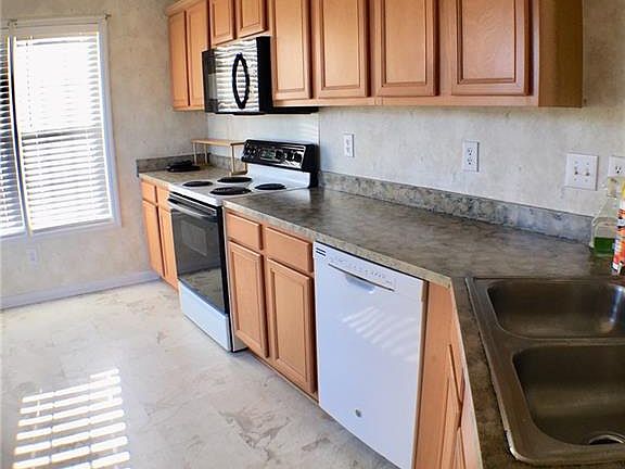 4th image of 523 Abbottswood Dr