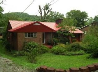 3806 Crede Dr, Charleston, WV 25302