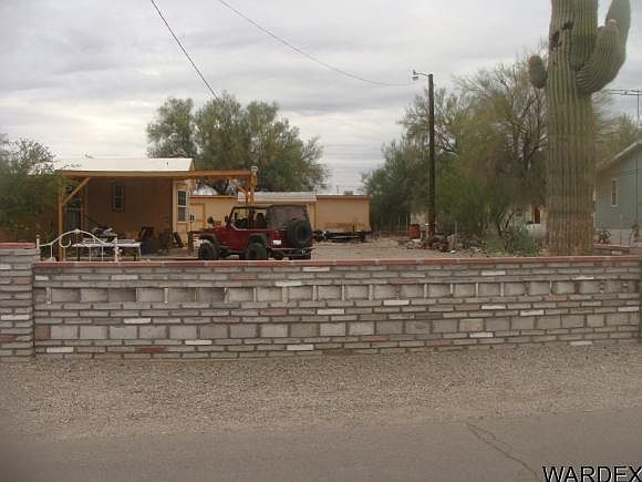 2nd image of 341 N Washington Ave