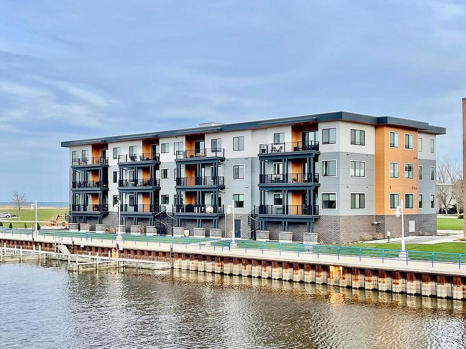 1st image of 750 South Pier DRIVE #8