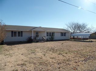 816 Blue Bell Rd, Prague, OK 74864