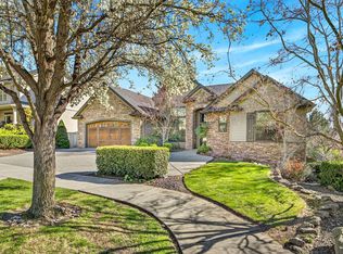 3874 Cherry Ln, Medford, OR 97504