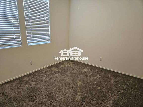 4th image of 40655 W James Ln